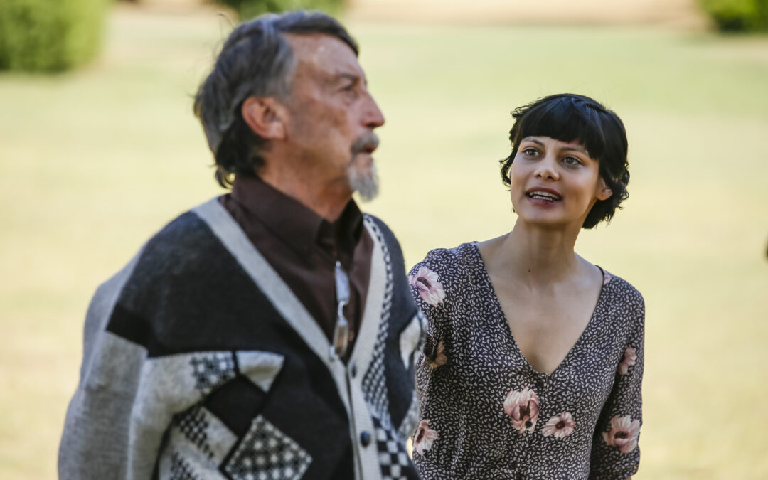 Pou – Waar die vere die voël maak oor die ver-verlate vlaktes